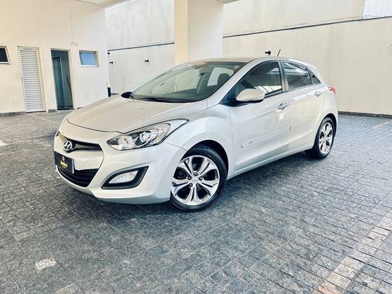 HYUNDAI I30 1.6 MPFI 16V FLEX 4P AUTOMÁTICO HYUNDAI I30 1.6 MPFI 16V FLEX 4P AUTOMÁTICO